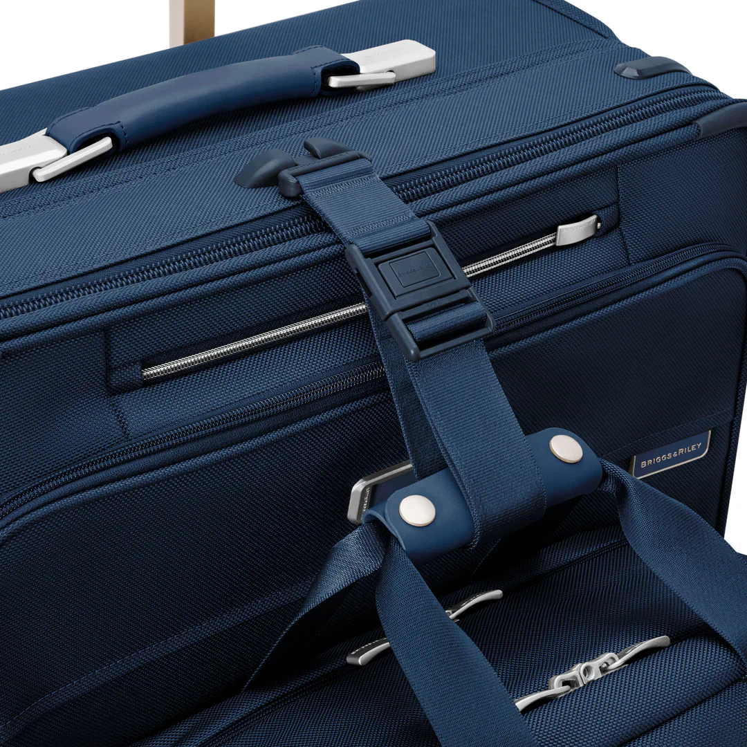 Briggs & Riley Baseline Deluxe Wardrobe Garment Bag Spinner - Navy - Image 5