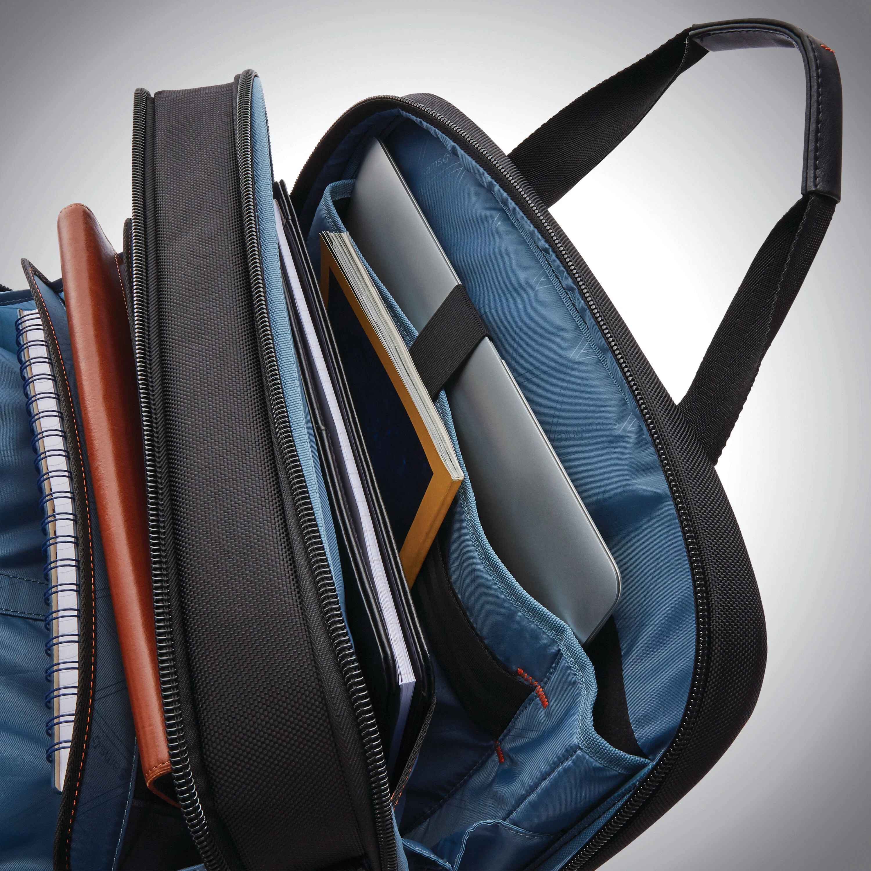 Samsonite Pro Double Compartment Brief - Black - Image 5