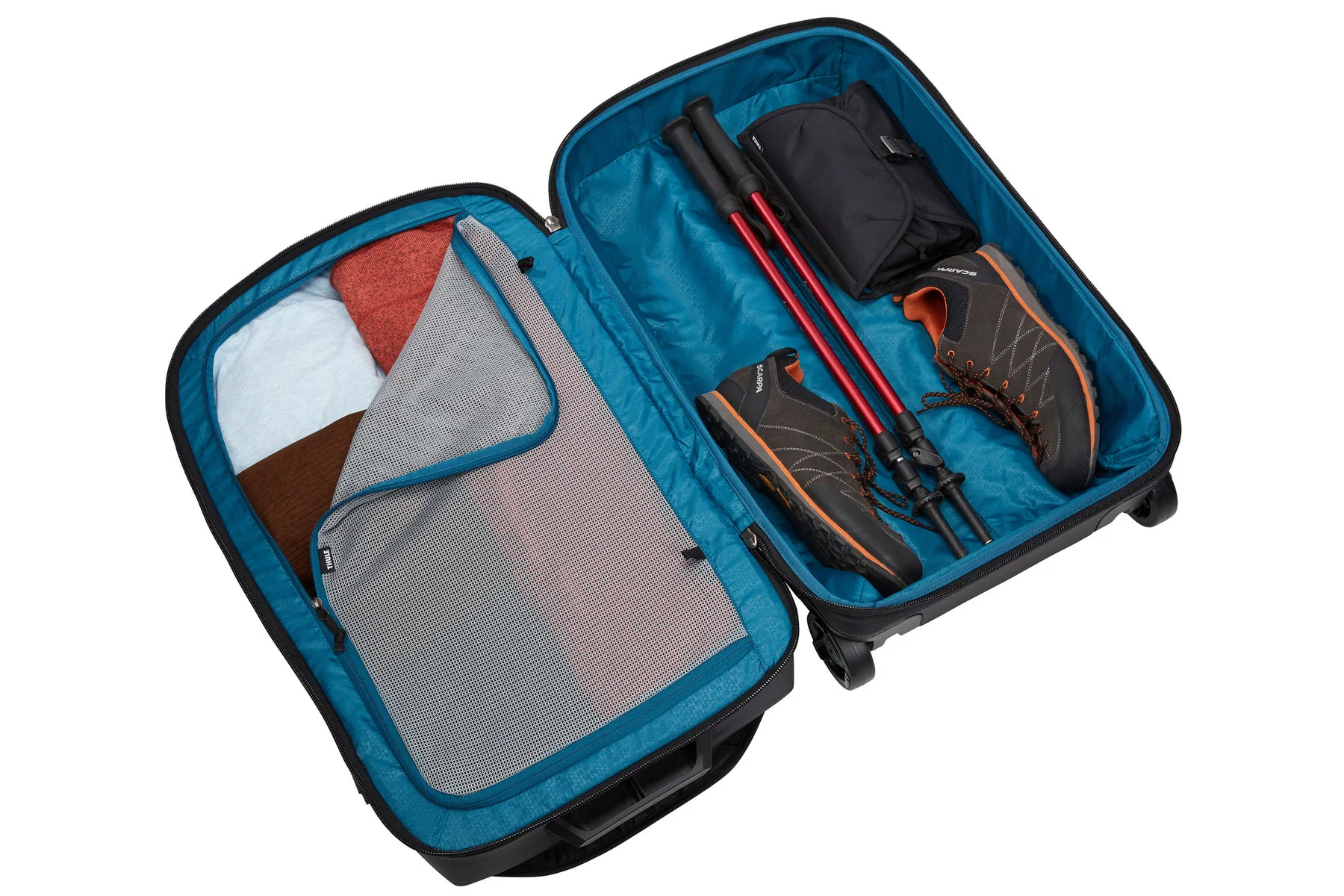 Thule Subterra Wheeled Duffel 70cm/28"  - Black - Image 5
