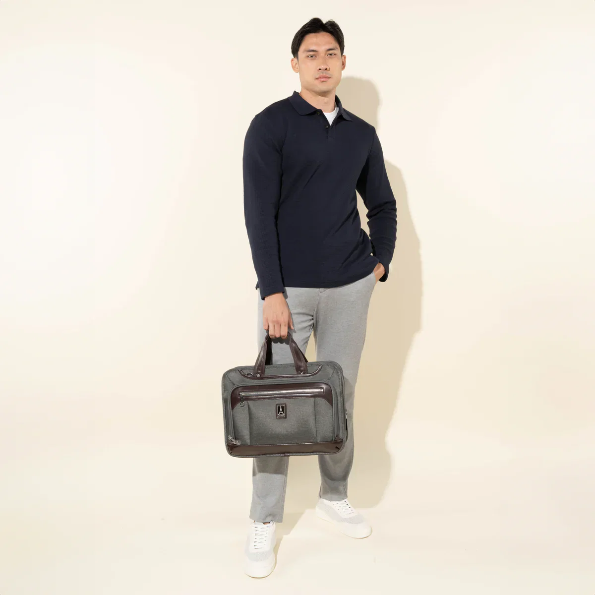Travelpro Platinum Elite Expandable Business Brief - Vintage Grey - Image 9